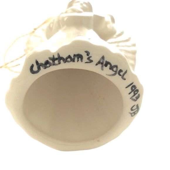 VINTAGE ANGEL WITH INSTRUMENT CHATHAM, MASSACHUSETTS 1993 - Picture 7 of 8